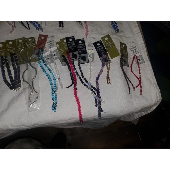 A Jewelry Makers' Dream Bead Bundle - Picture 8 of 11